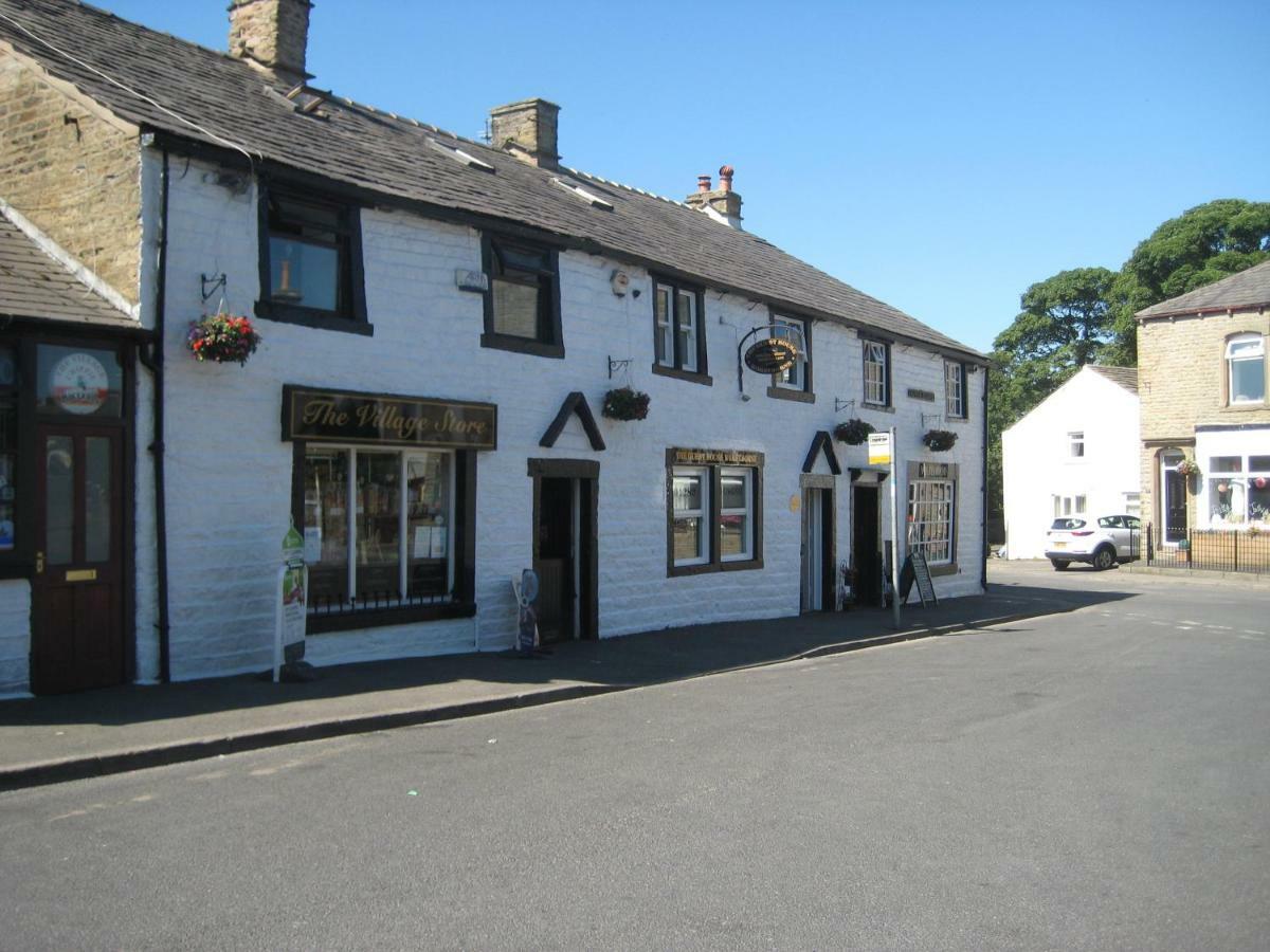 The Guest House Worsthorne Burnley Exterior photo